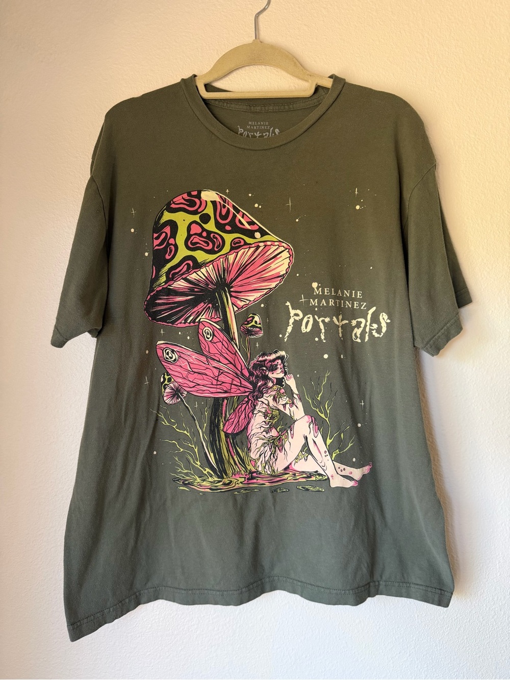 Melanie Martinez 'Portals' Fairy Mushroom Graphic Tee - Olive with Pink, Size 2X